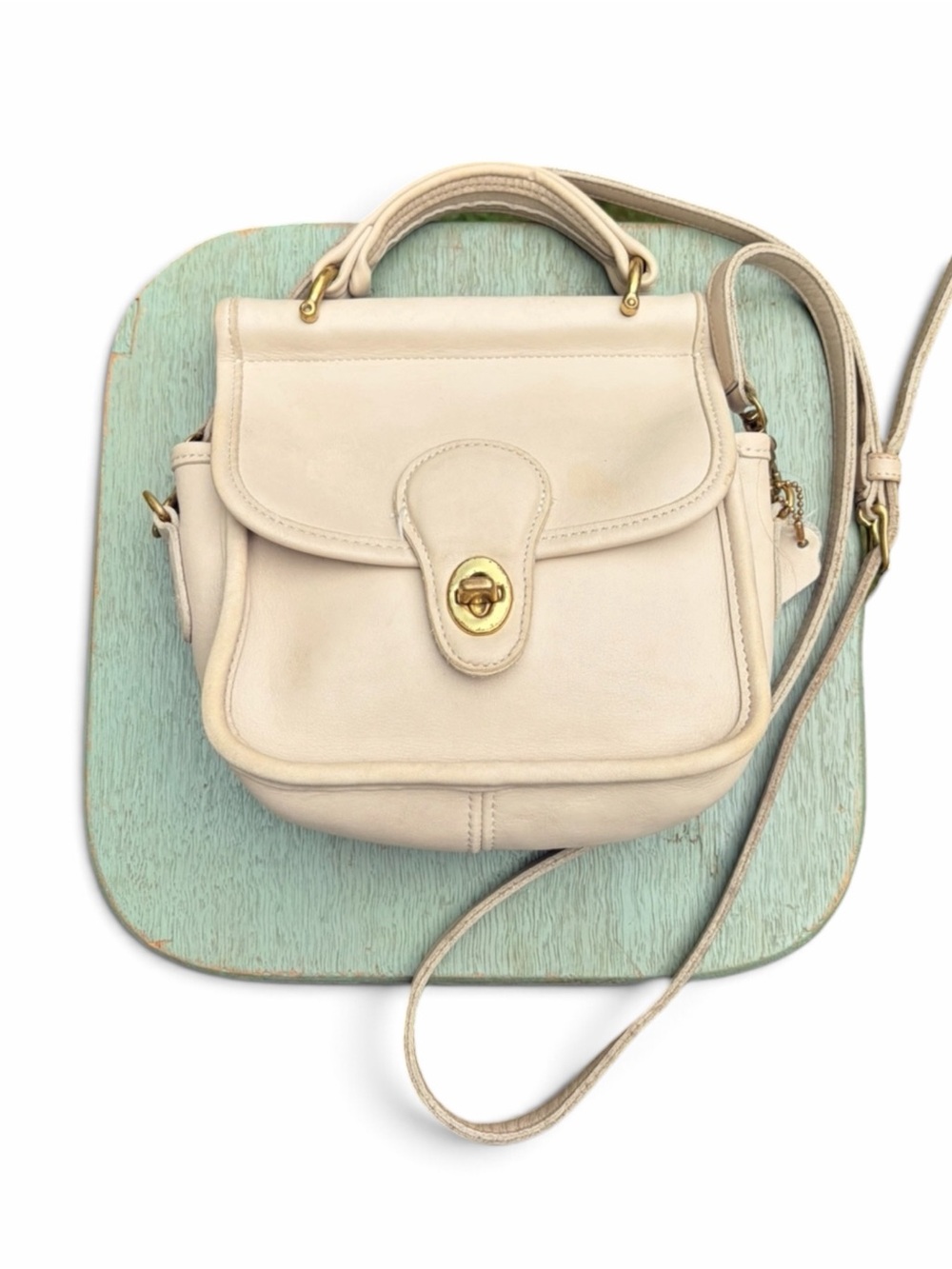 Coach – Rare Vintage Winnie 9023 Mini Willis Crossbody Bag – Bone